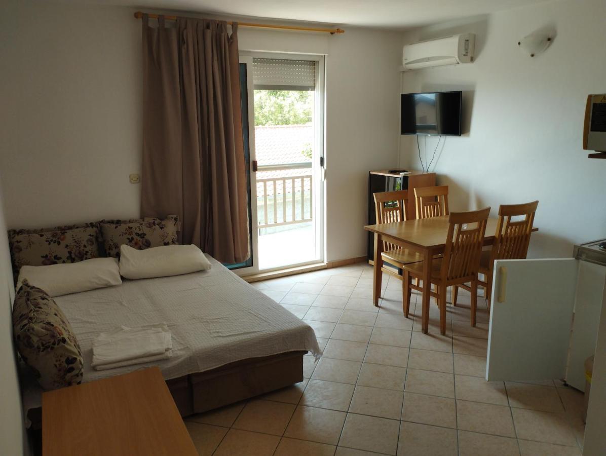 Apartments Jelena Podaca Esterno foto